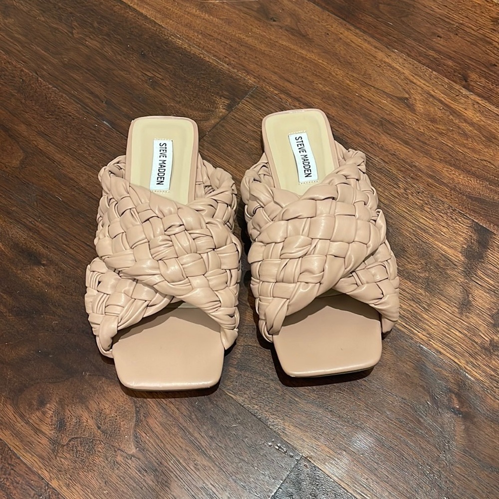 Steve Madden Marina Sandal Size 8.5